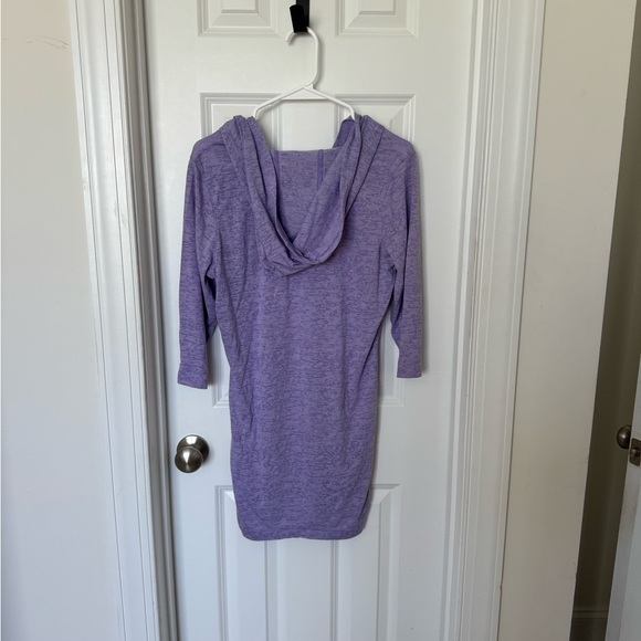 Women’s medium heat gear lightweight hoody - Picture 5 of 6